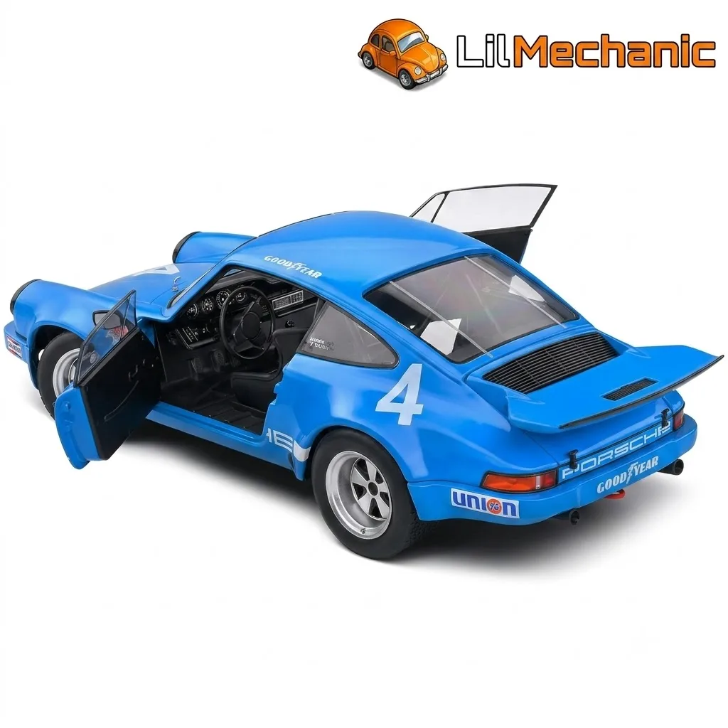 Porsche 911 — view 2